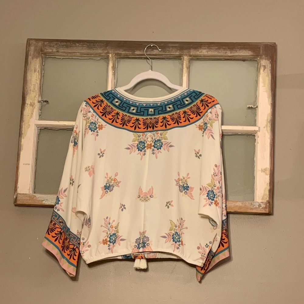 Boho Flowy Tie Front Blouse - Picture 2 of 6